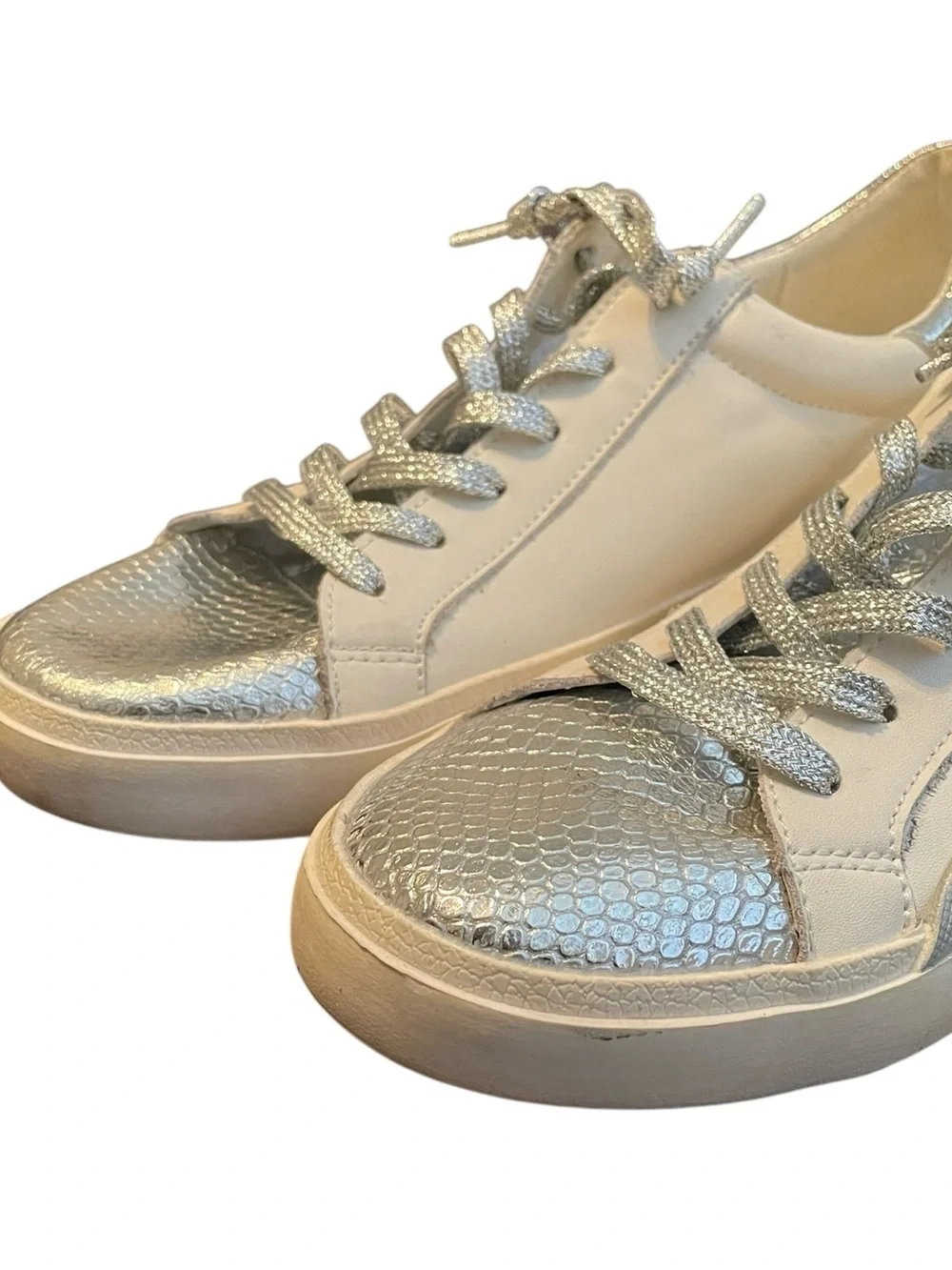 Dolce‎ Vita Women's White Silver Zina Glittered Snake Print Sneakers Size 9